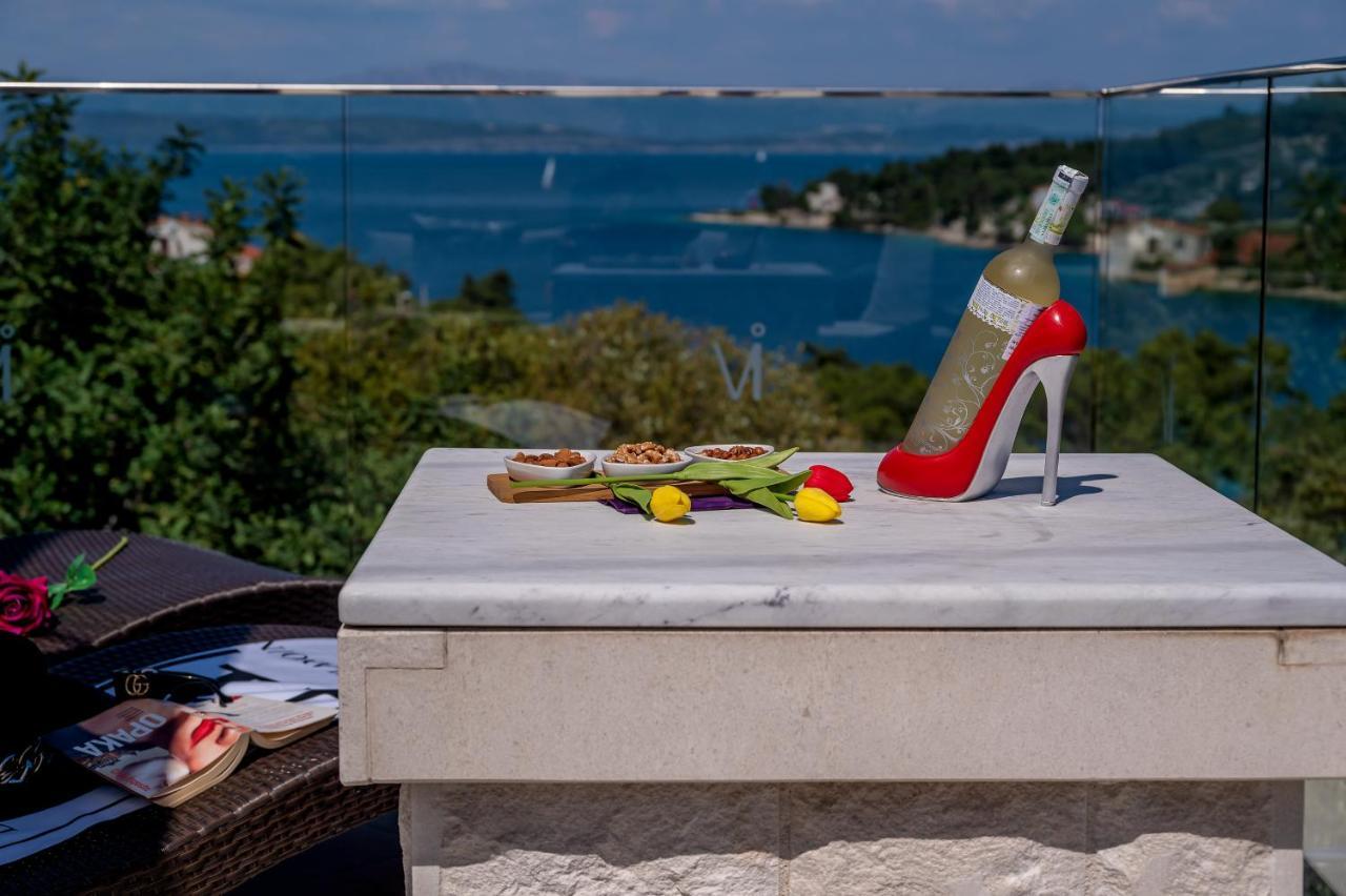 Uniquely Designed Villa Ivana With Outdoor Jacuzzi Nearby The Pebble Banje Beach At The Island Of Solta Rogač 外观 照片